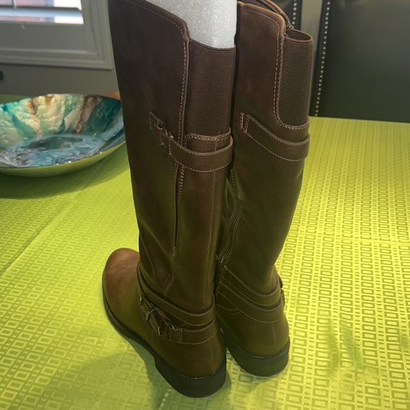 Brand new with box! Never worn fall/winter boots! Beautiful leather Denver Hayes - Picture 7 of 7